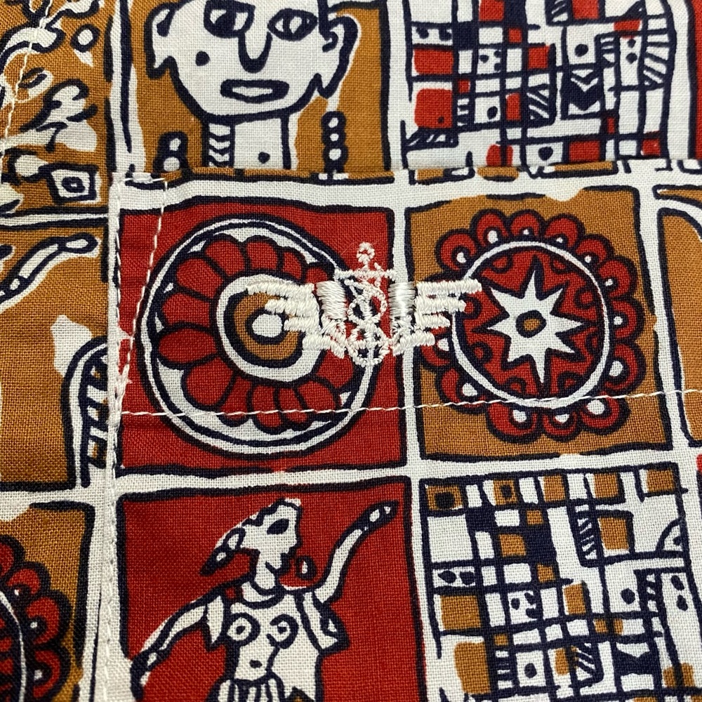 Dockers Button Down Tribal Pattern Short Sleeve Size Medium Cotton Shirt